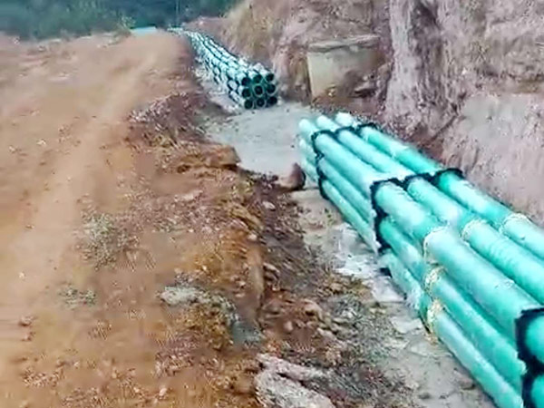 玻璃钢夹砂管道
